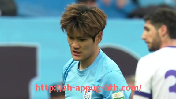 HTH华体会APP下载-英超球员涉赌事件曝光与职业操守危机的探讨