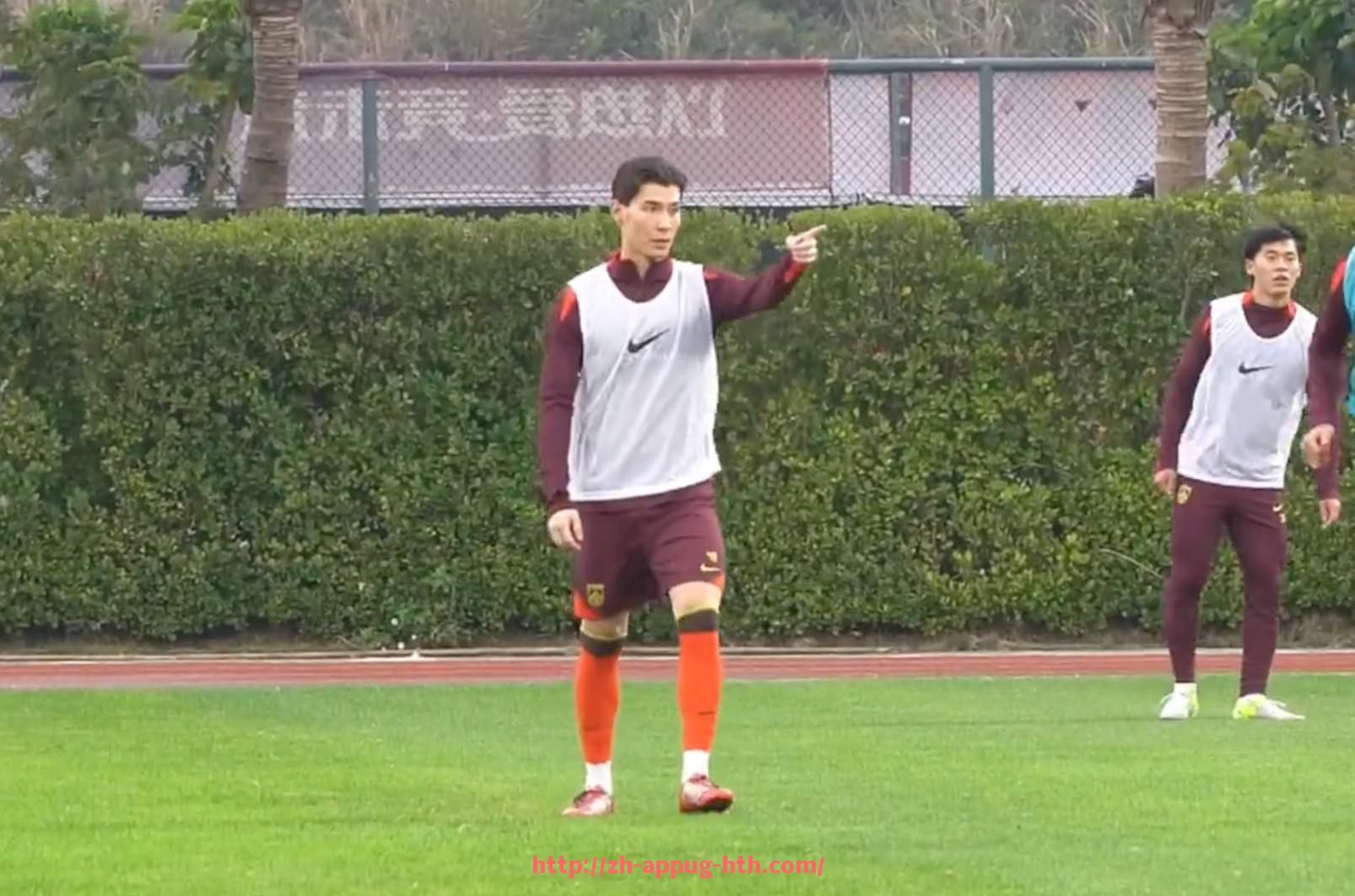 HTH华体会APP下载-世俱杯比赛球衣通风性评测报告提升球员舒适度与竞技状态的关键因素