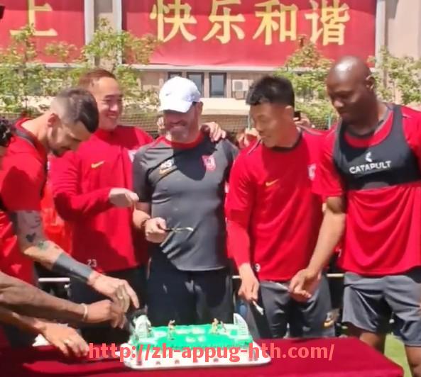 HTH华体会APP下载-世俱杯比赛红黄牌数据统计分析及球队纪律影响研究